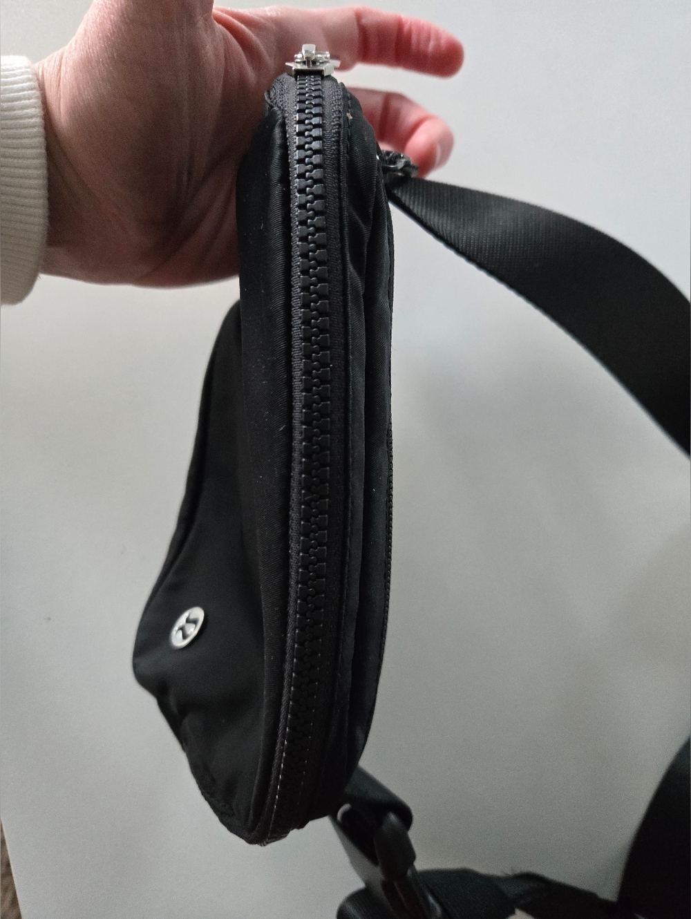 Lululemon Athletica Women's Black Belt Bag - Picture 9 of 14
